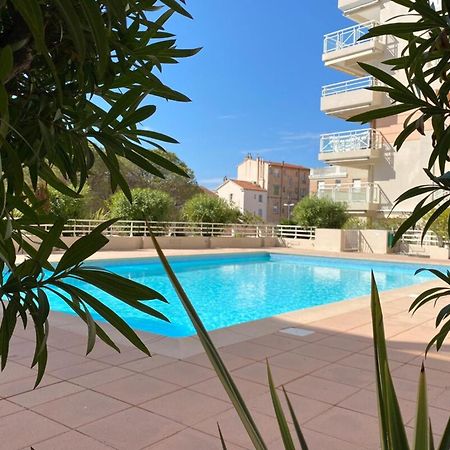 06Ai - Beautiful Renovated Studio - Sea And Pool View Vallauris Exterior photo