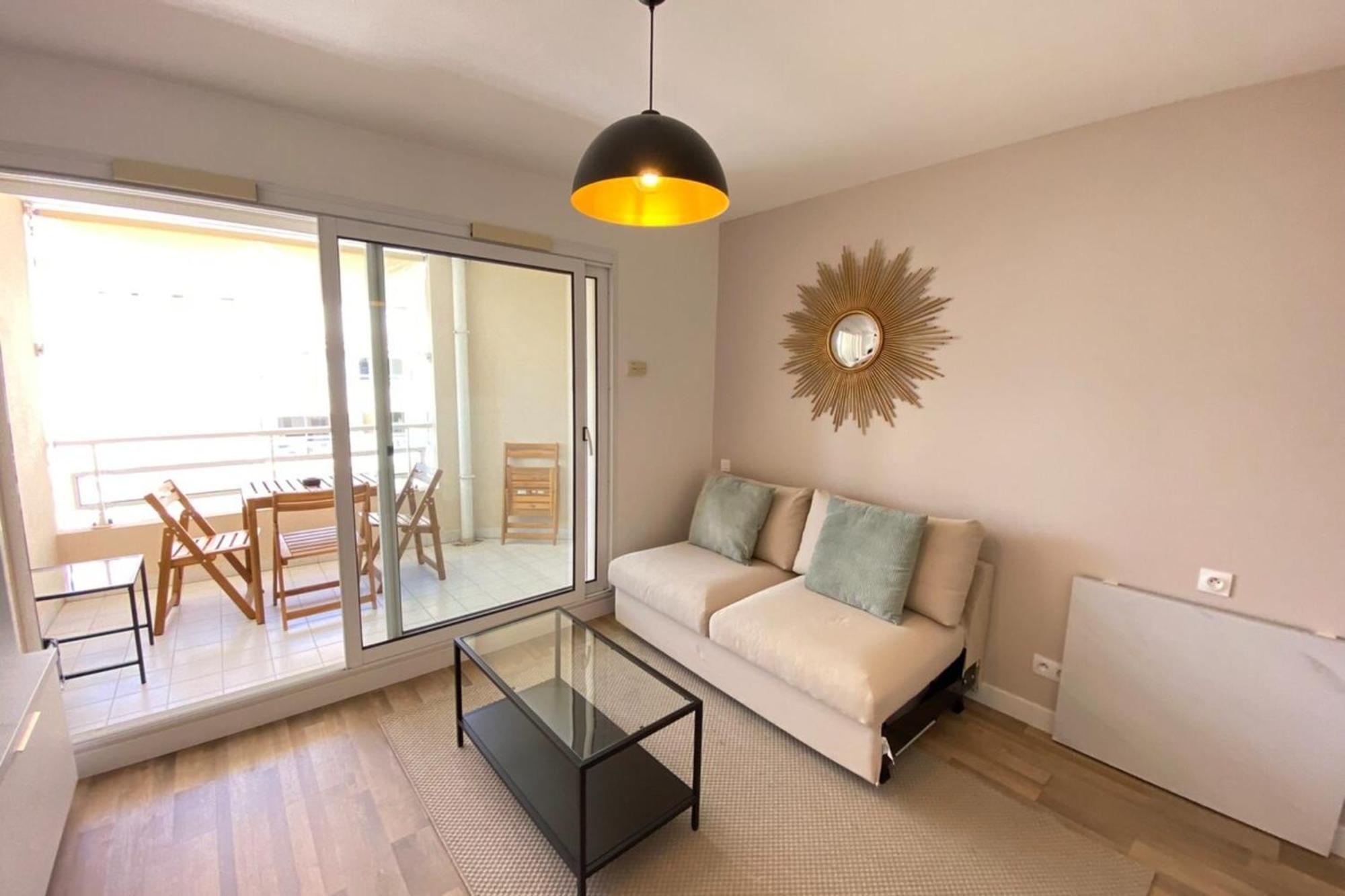 06Ai - Beautiful Renovated Studio - Sea And Pool View Vallauris Exterior photo